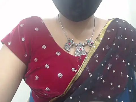 Lovely Siri 23 online show from 11, 5, 2026