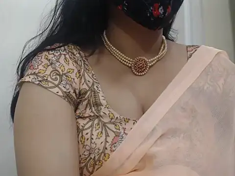 Snapshot of Lovely_Siri_23 chatting on 14, 12, 2025 Lovely Siri 23 online show from 14, 12, 2025