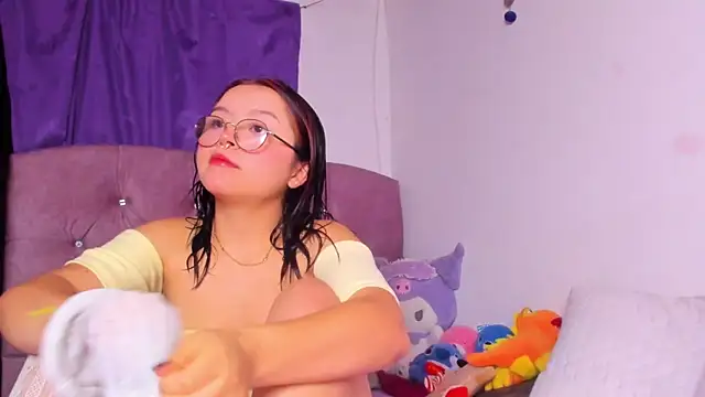 amy 18 online show from 27, 9, 2025