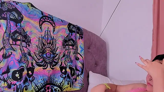 amy 18 online show from 15, 1, 2025