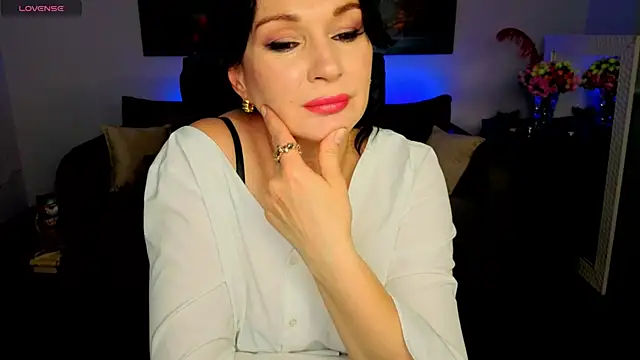 Snapshot of Sofia_Ford chatting on 9, 5, 2026 Sofia Ford online show from 9, 5, 2026
