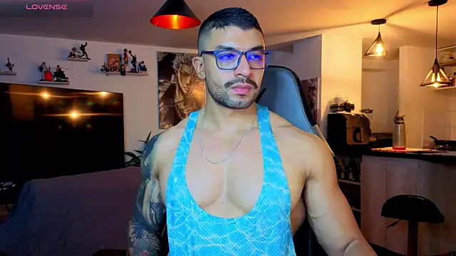 Snapshot of Michael_Diamond chatting on 16, 5, 2026 Michael Diamond online show from 16, 5, 2026