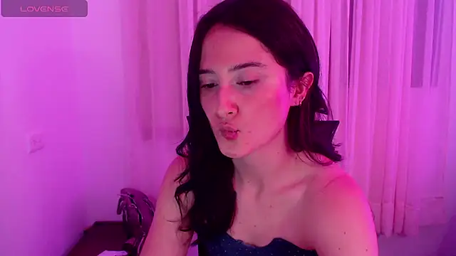 Snapshot of AlissonnFoxx chatting on 26, 6, 2026 AlissonnFoxx online show from 26, 6, 2026