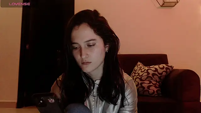 Snapshot of AlissonnFoxx chatting on 12, 1, 2025 AlissonnFoxx online show from 12, 1, 2025