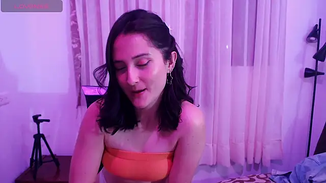 Snapshot of AlissonnFoxx chatting on 2, 7, 2026 AlissonnFoxx online show from 2, 7, 2026