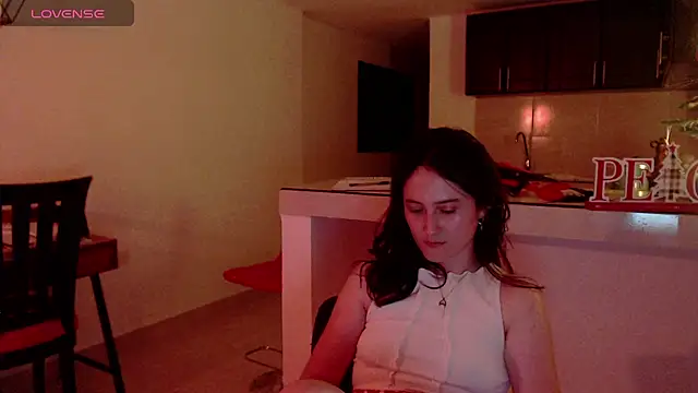 Snapshot of AlissonnFoxx chatting on 28, 12, 2024 AlissonnFoxx online show from 28, 12, 2024