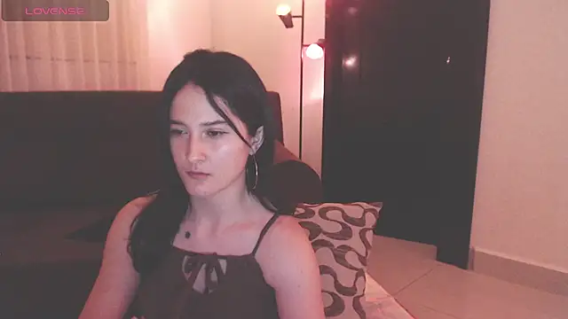 Snapshot of AlissonnFoxx chatting on 10, 9, 2025 AlissonnFoxx online show from 10, 9, 2025