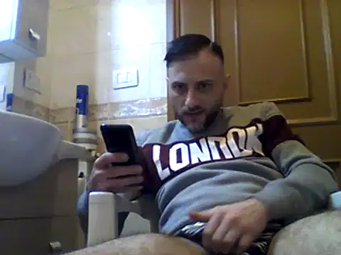 Snapshot of coppiasenzacensura chatting on 11, 3, 2025 coppiasenzacensura online show from 11, 3, 2025