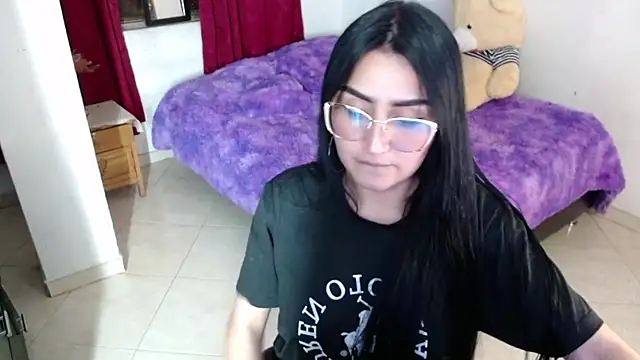 Tiffani Williams online show from 24, 2, 2026