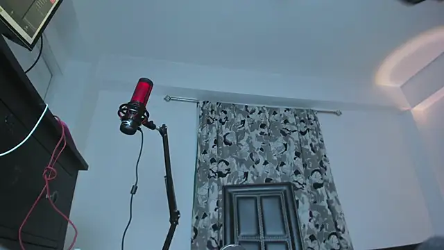 eileen pinkman online show from 28, 11, 2025