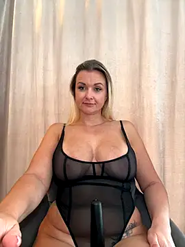 Bella-Tight online show from 8, 1, 2026