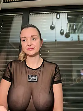 Bella-Tight online show from 27, 2, 2026