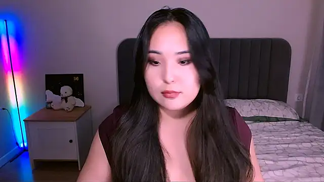 monabooty online show from 12, 11, 2025