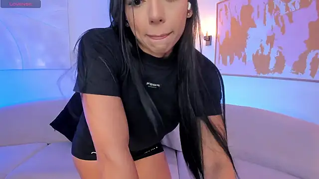 LizzHamilton   online show from 27, 9, 2025