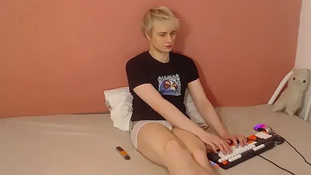 Oliver sweet  online show from 20, 3, 2026