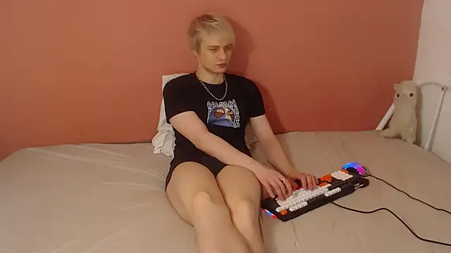 Oliver sweet  online show from 14, 4, 2026