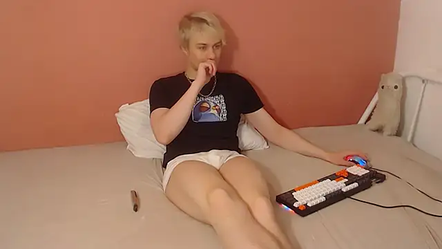 Oliver sweet  online show from 27, 3, 2026