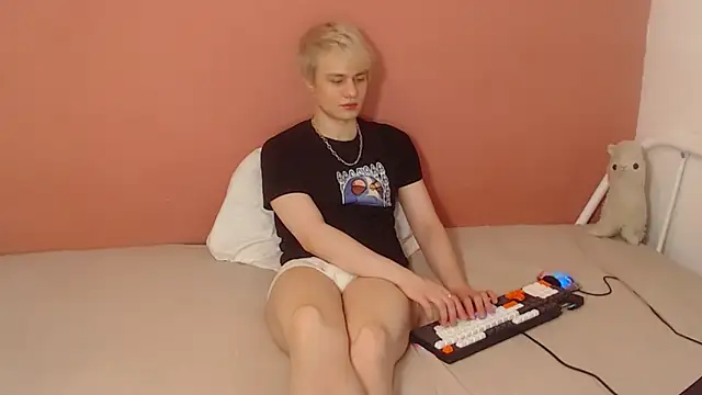 Oliver sweet  online show from 13, 3, 2026