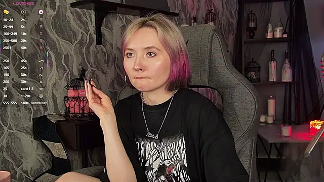 ReiYosimoto online show from 20, 4, 2026