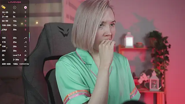 ReiYosimoto online show from 18, 11, 2025