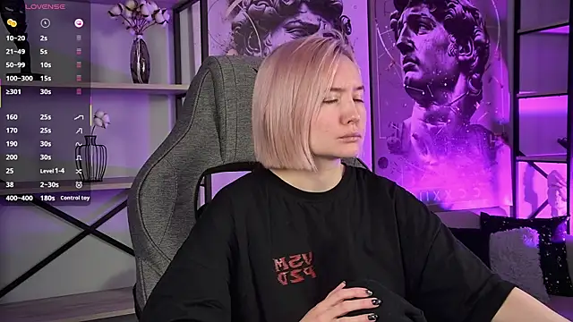 ReiYosimoto online show from 26, 11, 2025