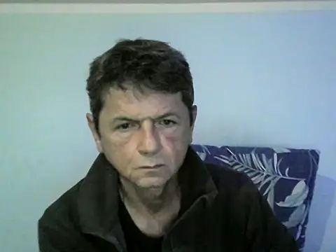 Snapshot of czarek888 chatting on 4, 10, 2025 czarek888 online show from 4, 10, 2025