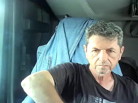 Snapshot of czarek888 chatting on 14, 9, 2025 czarek888 online show from 14, 9, 2025