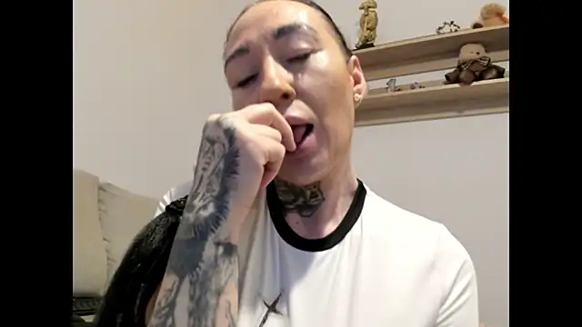 Rayanablackandwhite online show from 12, 3, 2026