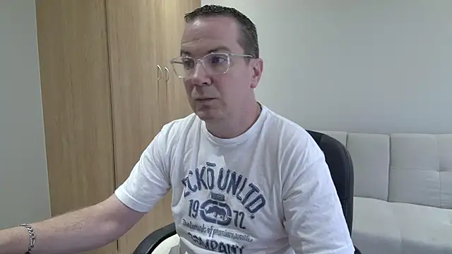 BrettJ81 online show from 7, 2, 2026