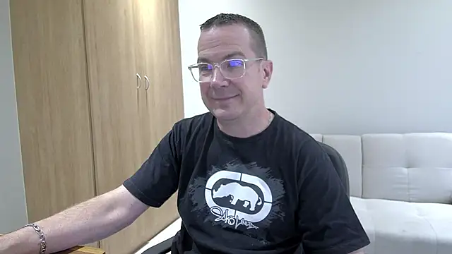 BrettJ81 online show from 18, 3, 2026