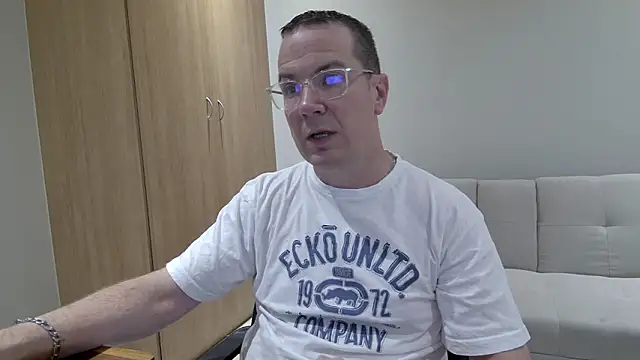 BrettJ81 online show from 26, 3, 2026