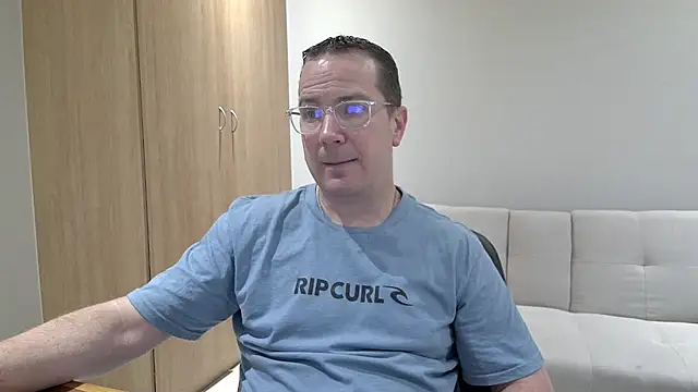 BrettJ81 online show from 9, 1, 2026