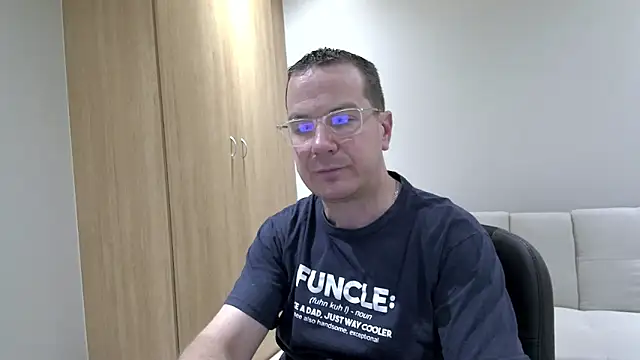 BrettJ81 online show from 14, 10, 2025