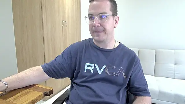 BrettJ81 online show from 29, 11, 2025