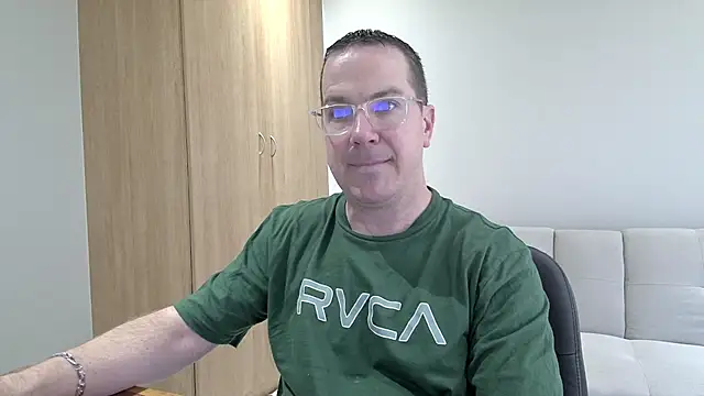 BrettJ81 online show from 21, 12, 2025