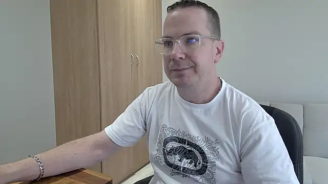 BrettJ81 online show from 22, 2, 2026