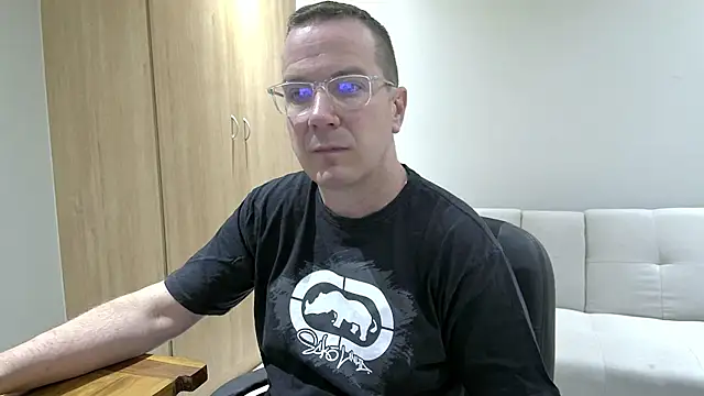 BrettJ81 online show from 17, 3, 2026