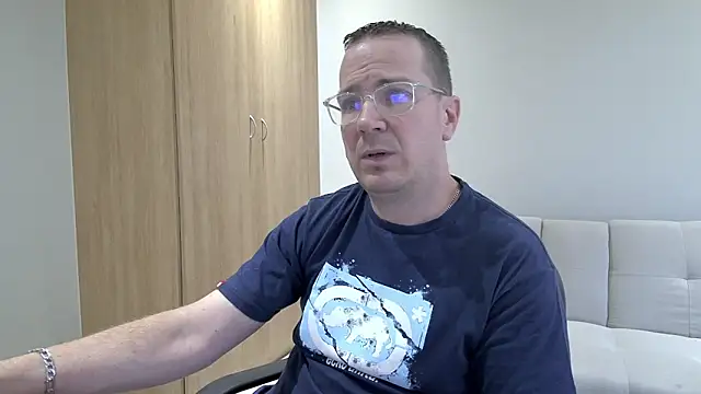 BrettJ81 online show from 25, 2, 2026