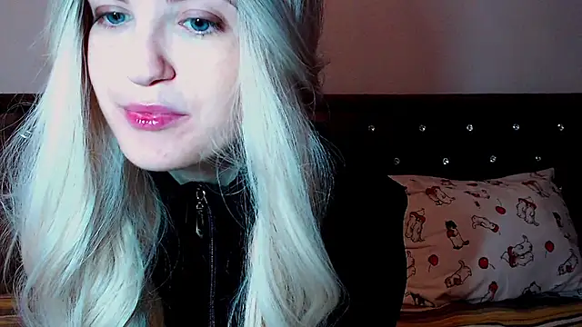 Snapshot of Sara4uu chatting on 14, 9, 2025 Sara4uu online show from 14, 9, 2025