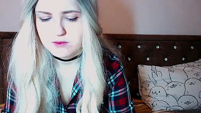 Snapshot of Sara4uu chatting on 29, 11, 2025 Sara4uu online show from 29, 11, 2025