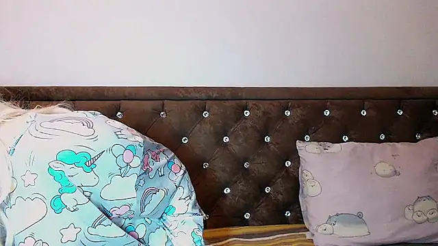 Snapshot of Sara4uu chatting on 23, 9, 2025 Sara4uu online show from 23, 9, 2025