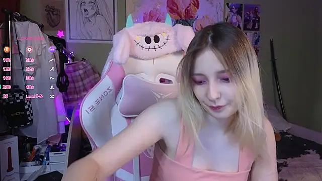 Evie Ro online show from 10, 1, 2025