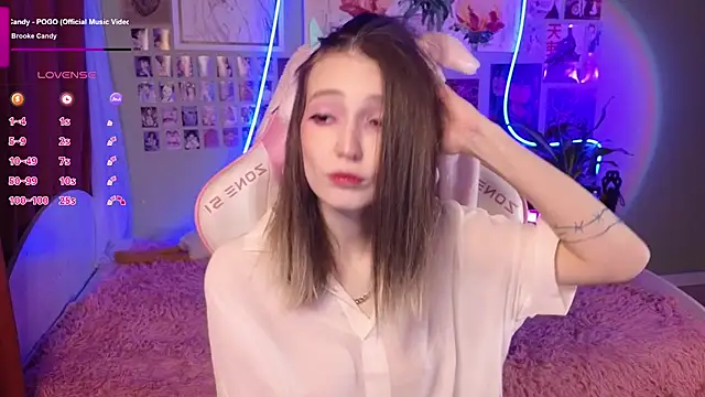 Evie Ro online show from 10, 5, 2026