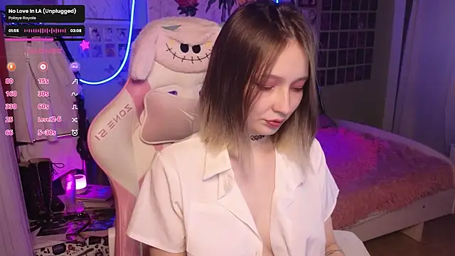 Evie Ro online show from 17, 10, 2025