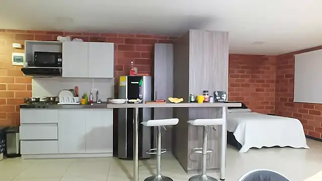 warrenkener online show from 2, 4, 2026