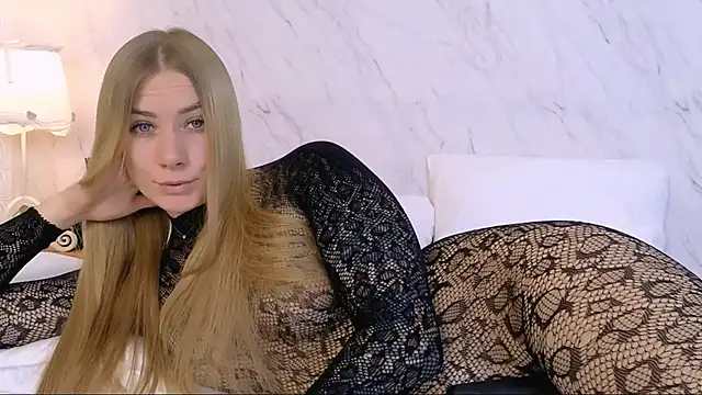 LOLALEWIS online show from 12, 2, 2026