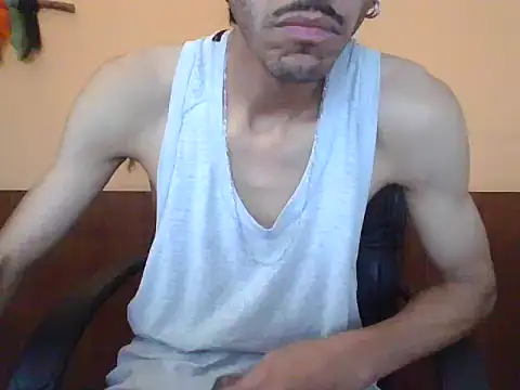 Snapshot of MisterMister45 chatting on 23, 6, 2026 MisterMister45 online show from 23, 6, 2026