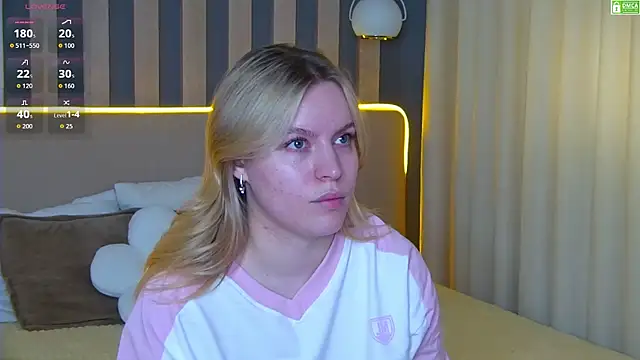 Snapshot of AmaliaBell chatting on 23, 6, 2026 AmaliaBell online show from 23, 6, 2026
