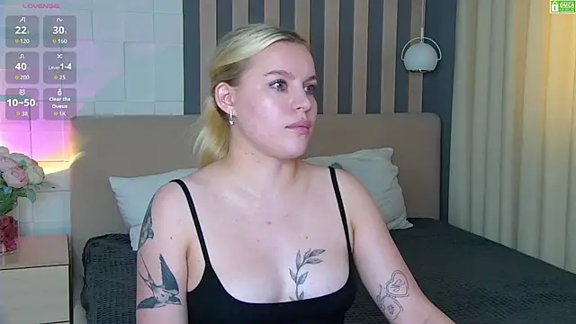 Snapshot of AmaliaBell chatting on 3, 8, 2026 AmaliaBell online show from 3, 8, 2026