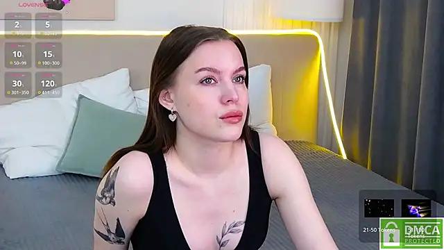 Snapshot of AmaliaBell chatting on 7, 10, 2025 AmaliaBell online show from 7, 10, 2025